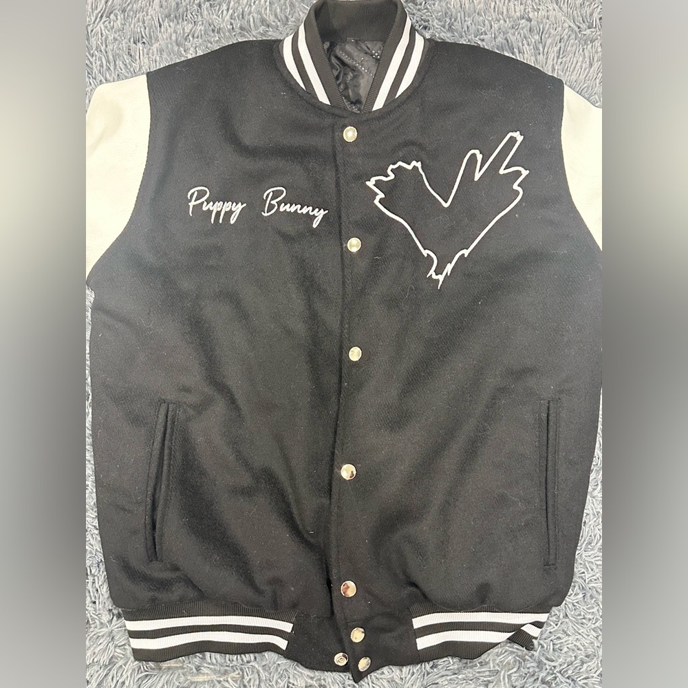 Summer Walker official LVRN Bomber jacket!